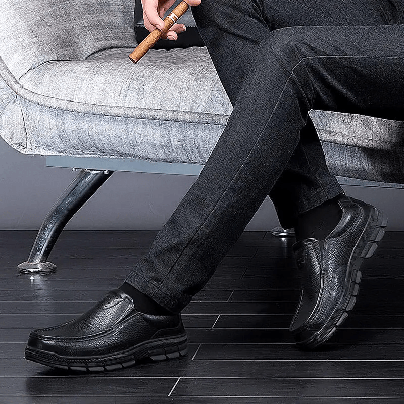 🔥Hot Sale🎁--35% OFF 🎉 Mens Comfy Soft Bottom Genuine Leather Slip On Loafers