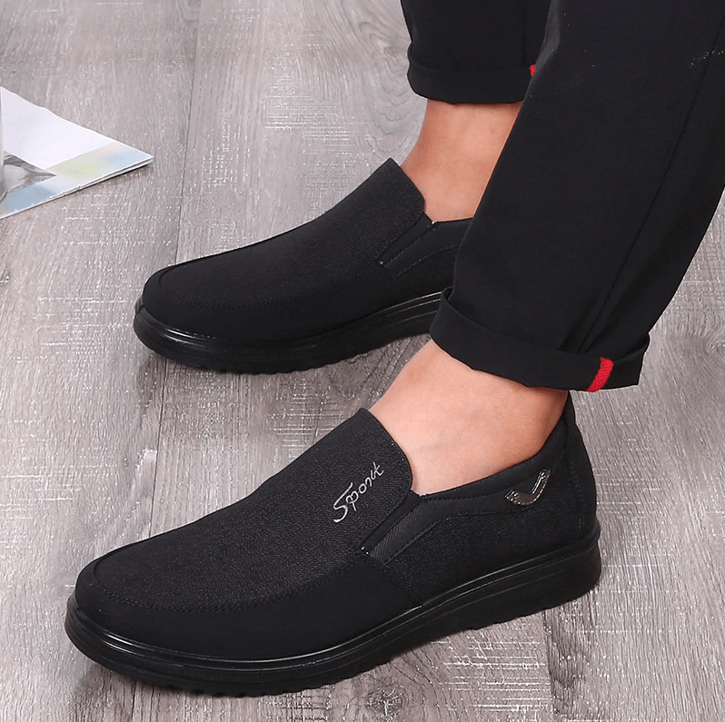🔥Hot Sale🎁--40% OFF 🎉 Men's Casual Lightweight Comfy Breathable Flat Slip On Loafers