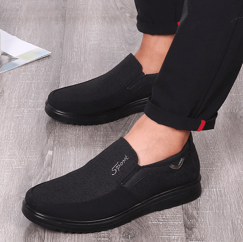 🔥Hot Sale🎁--40% OFF 🎉 Men's Casual Lightweight Comfy Breathable Flat Slip On Loafers