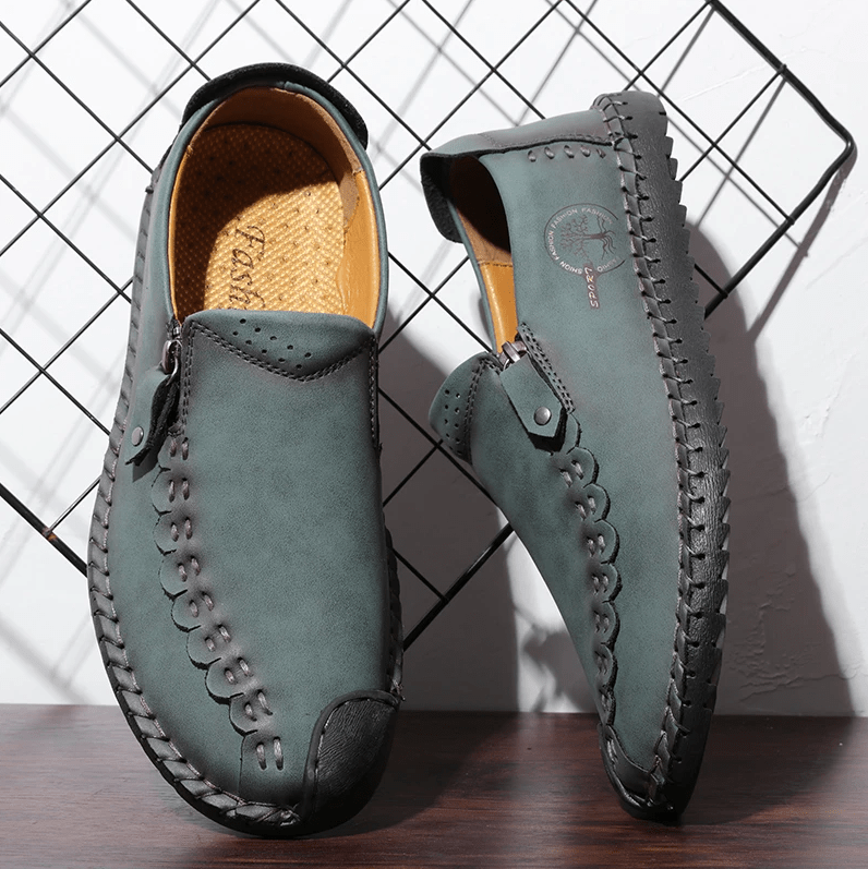🔥Hot Sale🎁--40% OFF 🎉 Men Hand Stitching Vintage Casual Comfy Soft Sole Zipper Slip On Leather Loafers