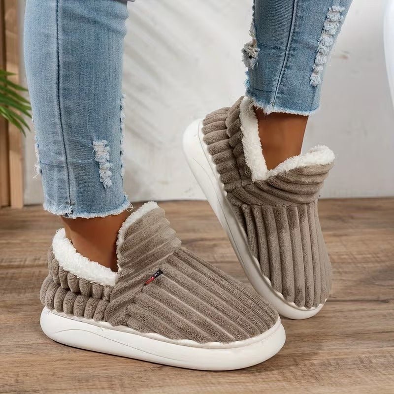 Unisex Cozy & Warm Winter Slippers Slip-On Indoor/Outdoor House Shoes