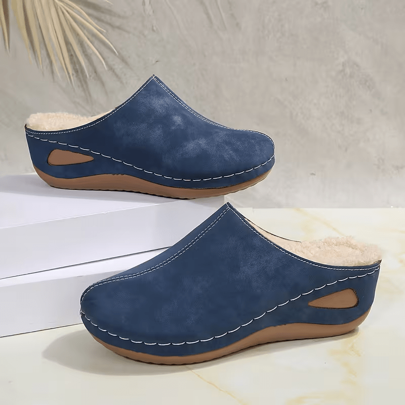 Women's Cozy Warm Cushioned Insole Winter Plush Slip-On Moccasin Slippers