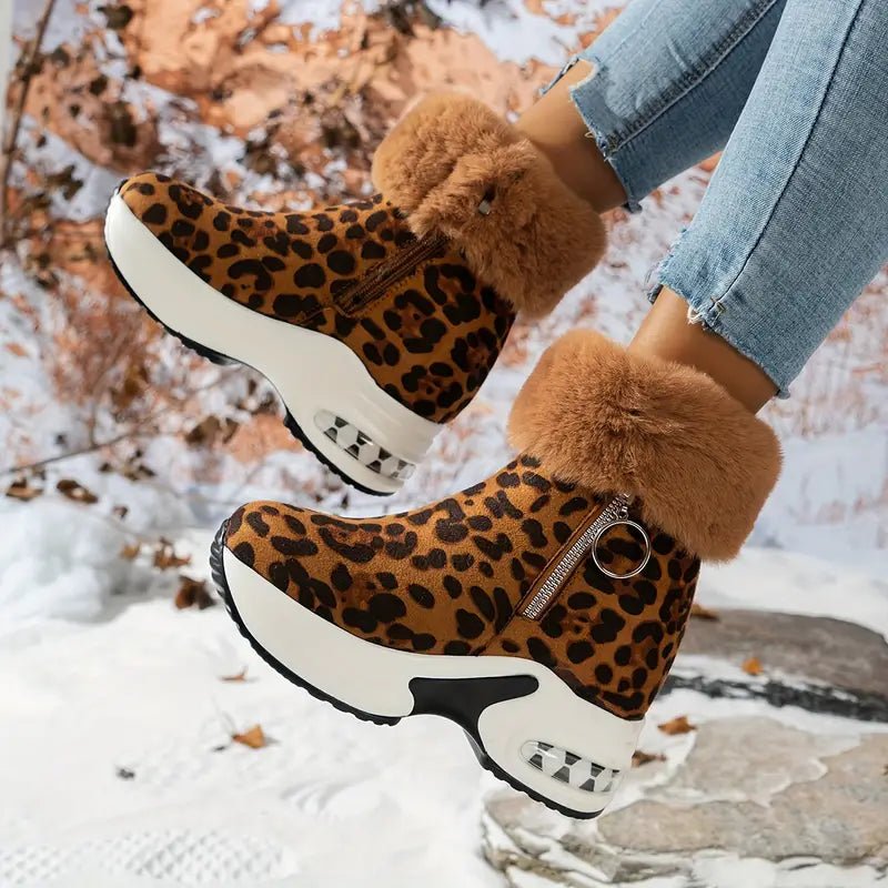 Women's Plush Lined Side Zipper Platform Winter Boots - oscloudgo